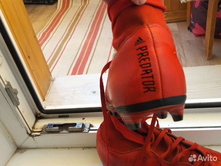 Бутсы adidas predator