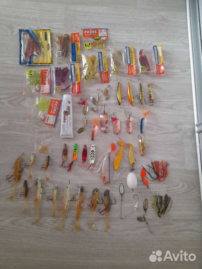 Блесна, воблер, виброхвост