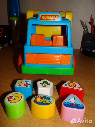 Развивающие игрушки