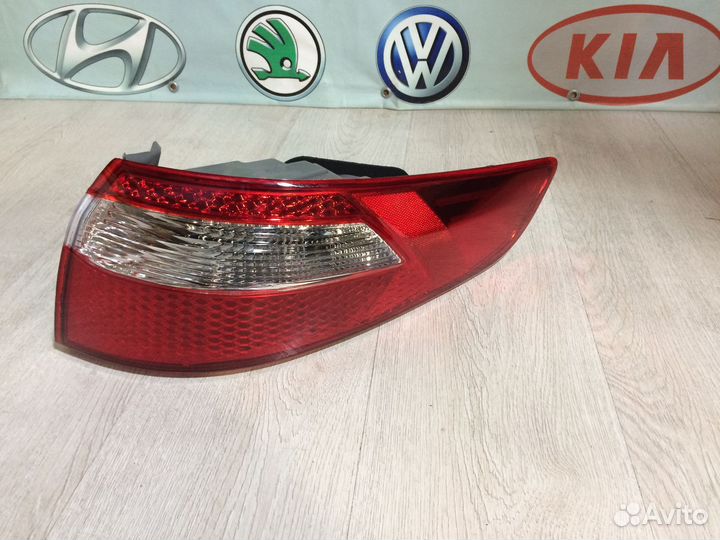 Фонарь задний Киа Рио 3 седан дорестайл