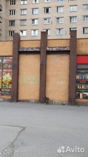 Бригада кладчиков для кирпичной облицовки