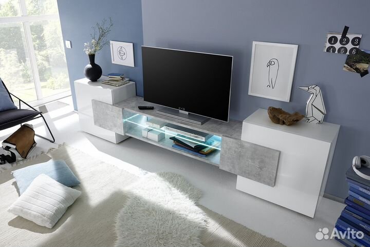 Тумба под телевизор