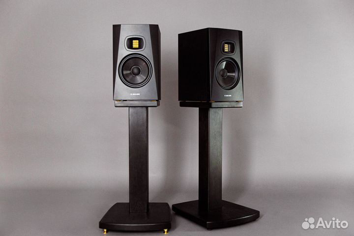 Стойки для полочной акустики