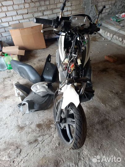 Скутер Sym Symphony 125 на запчасти