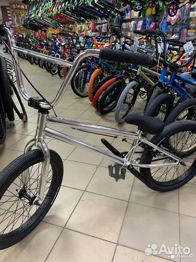 Трюковой велосипед BMX