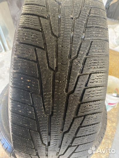 Nokian Tyres Hakkapeliitta R 215/60 R17 100R