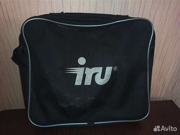 Ноутбук iru