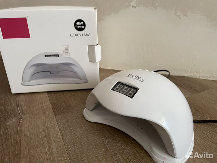 Лампа для ногтей