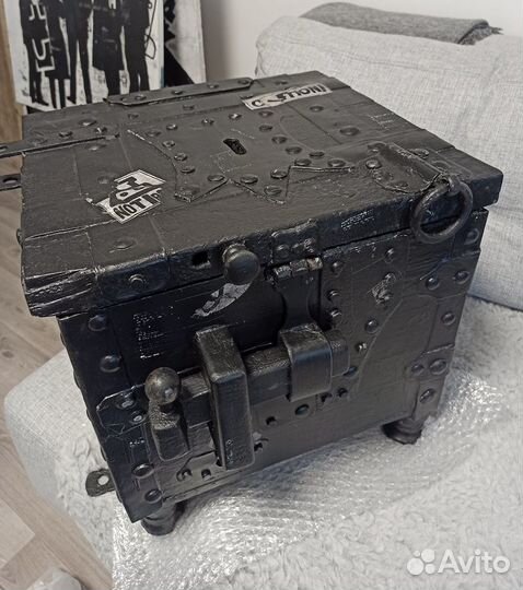 Сундук, сейф, копилка, лофт, шкатулка, ларец