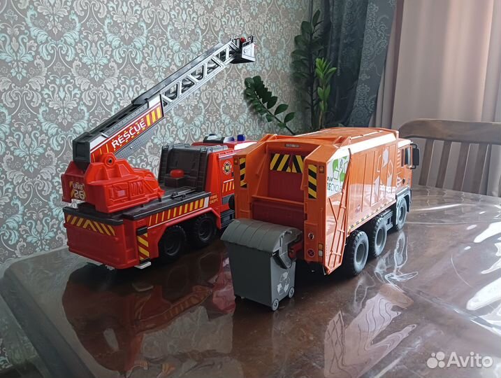 Машинки Dickie toys