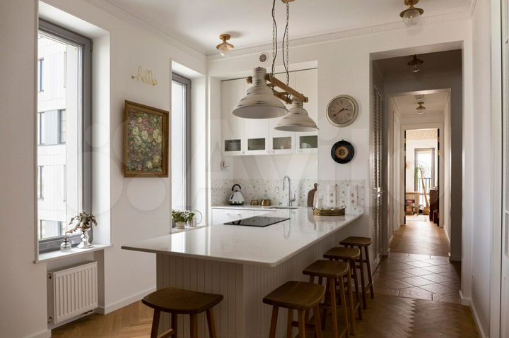 3-к. квартира, 65 м², 7/25 эт.