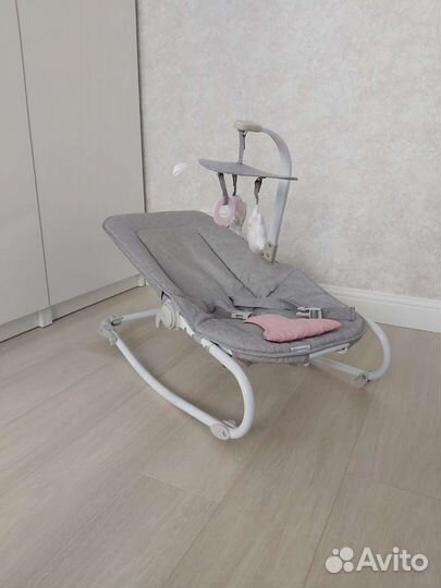 Шезлонг для новорожденных