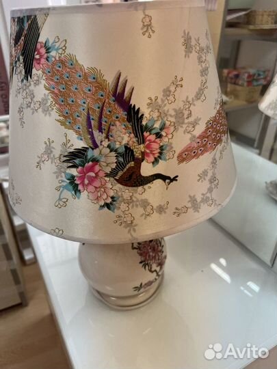 Лампа настольная