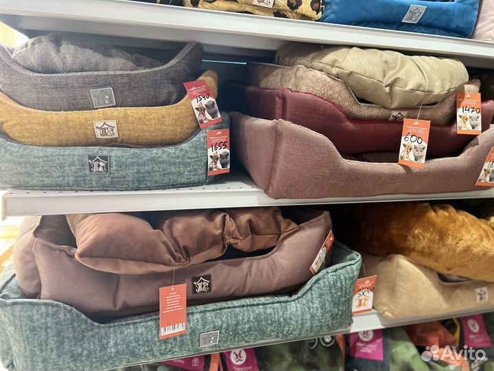 Лежаки для кошек и собак