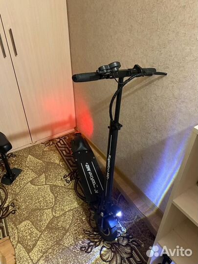 Самокат взрослый электрический бу