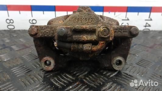 Суппорт тормозной передний правый dodge nitro (2GS18N701)