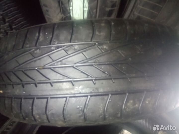 Goodyear Excellence 215/55 R17