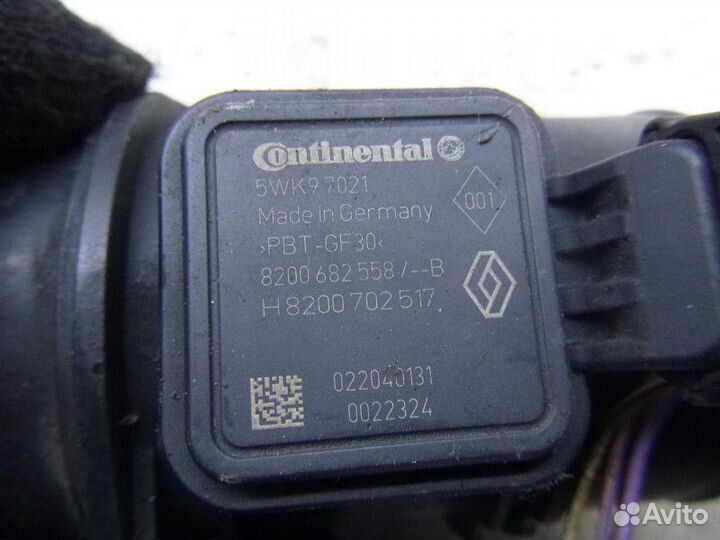 Расходомер воздуха (массметр) renault megane III 2