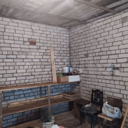 Гараж, > 30 м²