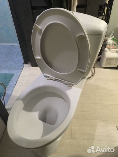 Унитазы и бачки бу