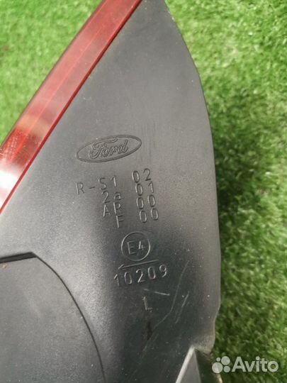 Фонарь левый Ford Focus 2 универсал 1.6 hwda 100