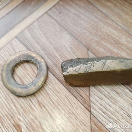 Минералы гематита.апсидеант.окоменелости