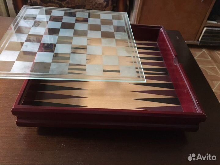Доска для игры в шахматы, нарды, шашки