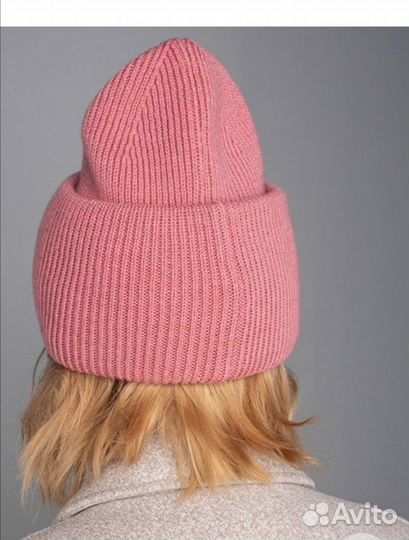 Новая шапка осенняя весенняя