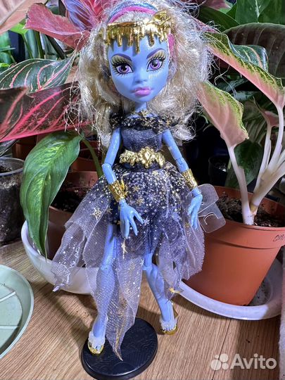 Кукла Монстер Хай Monster High Abbey- 13 wishes