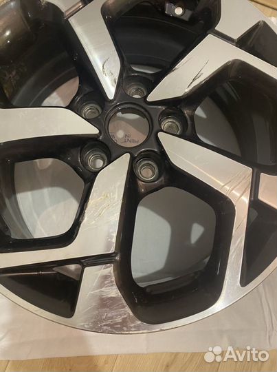 Оригинальный диск на R17 Kia Sportage 4
