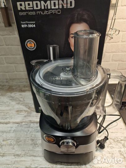 Кухонный комбайн redmond rfp 3904