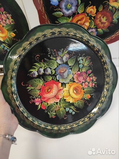 Преподаватель изо