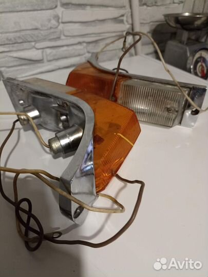 Подфарники новые на москвич