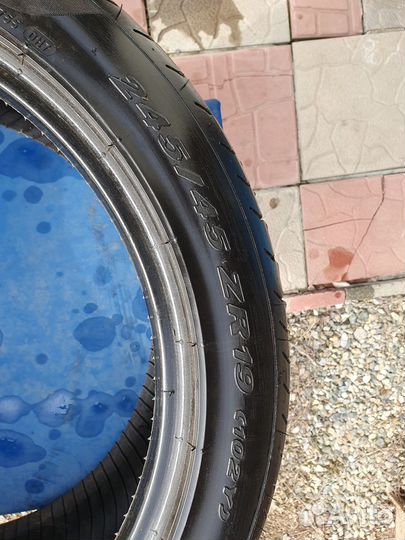 Pirelli Ice Zero 245/45 R19 и 275/45 R19
