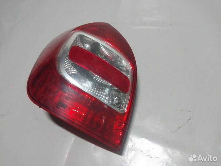 Фонарь крыла задний левый Лада Калина универсал