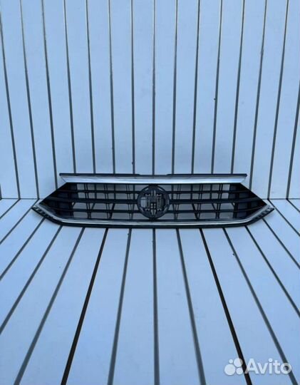 Решётка радиатора Volkswagen polo 20