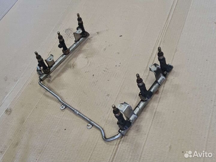 Форсунка топливная Audi A6 C6 4F BDW