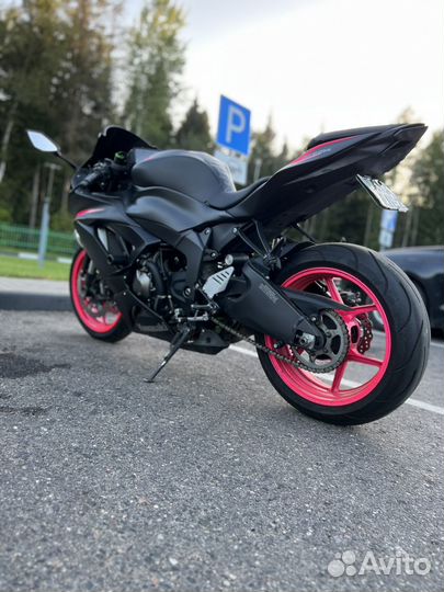 Kawasaki zx6r