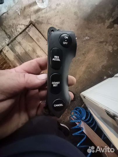 Кнопки руля круиз и управления маг. Санта фе 2 см