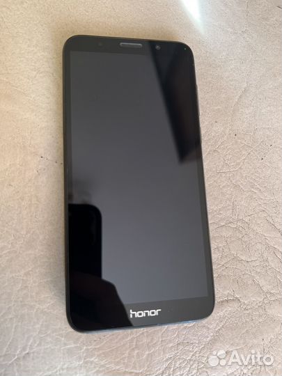 Телефон honor 7а