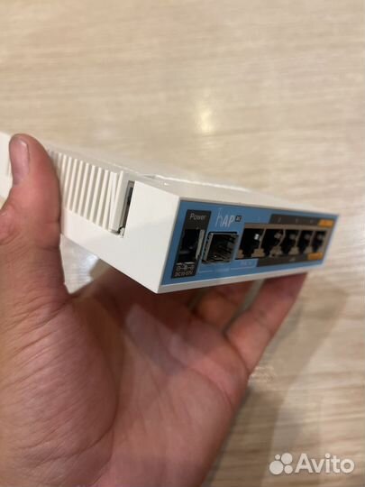 Mikrotik RB962UiGS-5Hac T2Hnt