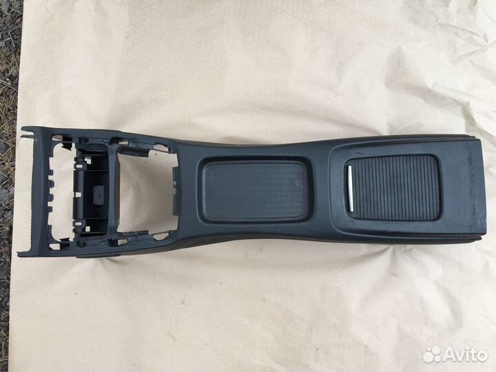 Задняя центральная консоль BMW 3 E92N 05-13