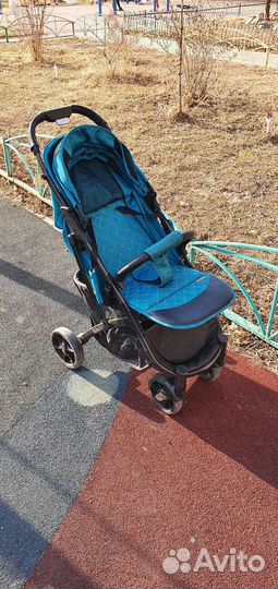 Прогулочная коляска новая
