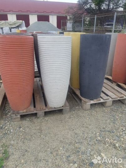 Вазон из бетона в наличии и под заказ