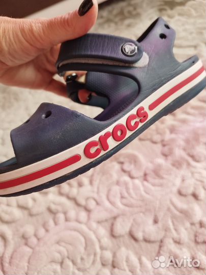 Crocs j1, j2