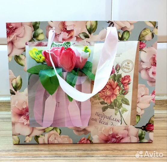 Подарочный набор / Мыло и чай