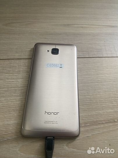 HONOR 5C, 2/16 ГБ