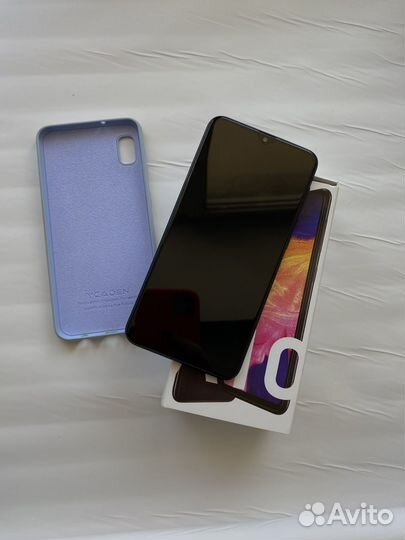 Samsung Galaxy A10, 2/32 ГБ