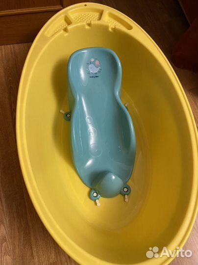 Ванночка с горкой для купания