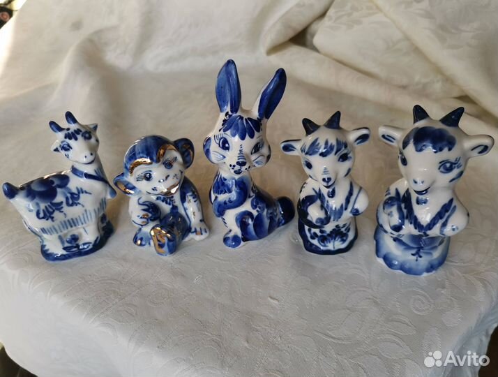 Фигурки, статуэтки, игрушки Гжель